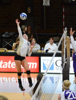Tony Marcolina | Argonaut Outside hitter Katelyn Peterson earned a point during Monday's match against Grand Canyon in Memorial Gym. The Vandals came out on top with a 3-0 win.  