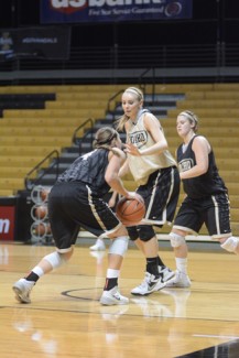 Former Idaho basketball player Alyssa Charlston defends during practice Thursday, Jan. 30, in the Cowan Spectrum. Charlston signed a professional basketball contract with Amicale Steinsel in Luxemboury over the summer.