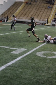 Jose Bendeck | Argonaut Joshua McCain scores during senior day game against Troy University.
