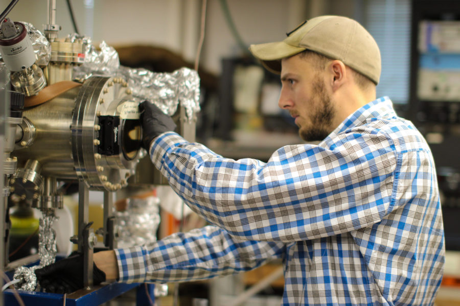 Connor Bunderson | Argonaut Nathan Dice performing research for Solid State Physics with an emphasis on Nonoscale Physics Tuesday afternoon.
