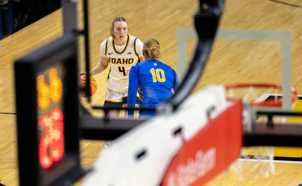 Idaho cruises behind Gardner’s career night in 67-50 rivalry win over Montana 